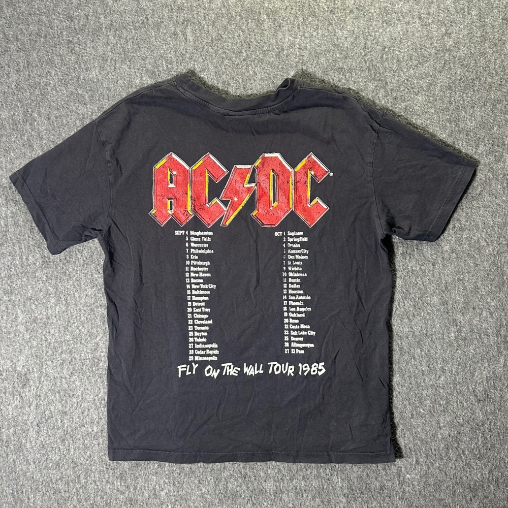 ACDC Fly On The Wall Tour 1985 T Shirt Womens Size XS Black Cropped Graphic - Picture 2 of 6